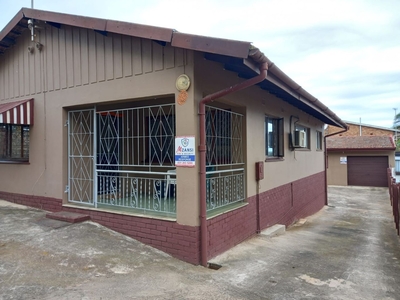 3 Bedroom House Sold in Mobeni Heights