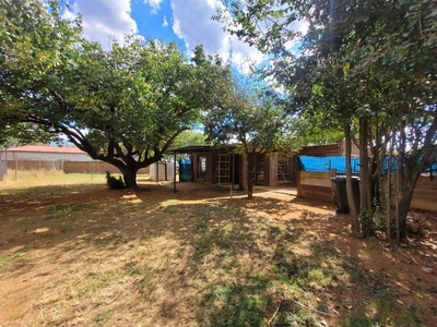 2.5 Bedroom House To Let in Randfontein Rural