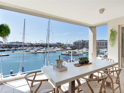 3 Bedroom Apartment To Let in Waterfront