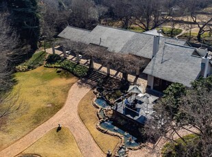 Lodge for sale with 15 bedrooms, Magaliesburg, Krugersdorp