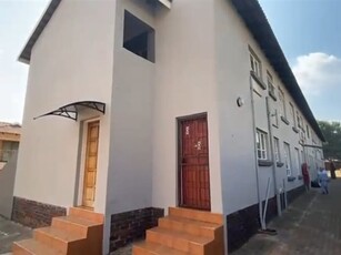 2 Bed Apartment in Rensburg