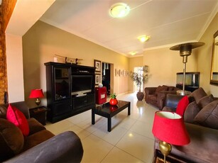 3 Bed Townhouse in Marlands