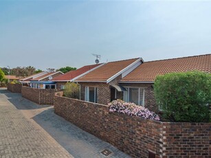 3 Bed Townhouse in Noordheuwel