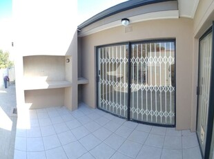 Modern New 2 Bedroom Town House in Central Durbanville