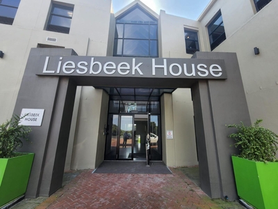 1,128m² Office To Let in Liesbeek House, River Park, Mowbray