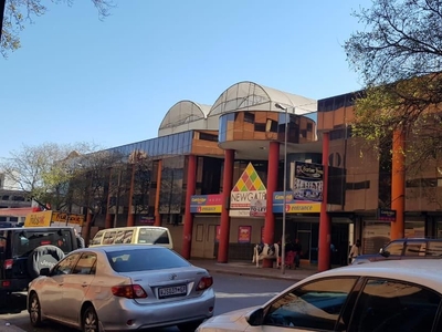 120m² Retail To Let in Newtown