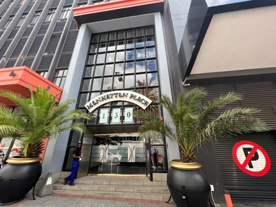 140m² Office To Let in Cape Town City Centre