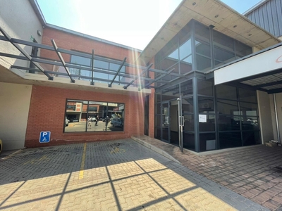 164m² Office To Let in Route 21 Business Park