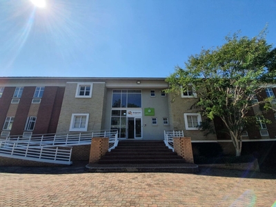 167m² Office To Let in Fourways