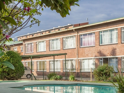 2 bedroom apartment for sale in Kempton Park