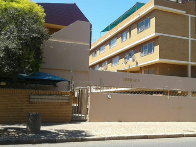 2 Bedroom ground floor apartment in Potch Central