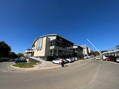 2,211m² Showroom To Let in Fourways