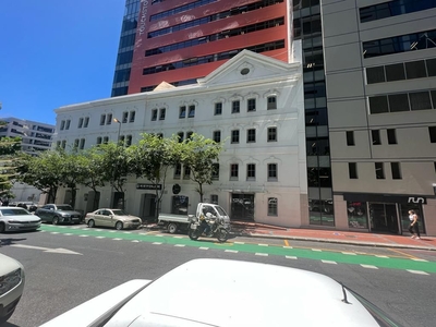 315m² Office To Let in Cape Town City Centre