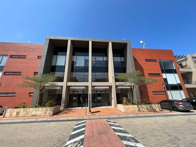 557m² Office To Let in Sandton Central