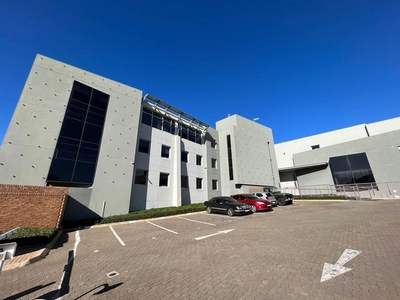3,000m² Office To Let in Bryanston
