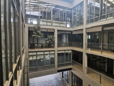 64m² Office To Let in Greenside