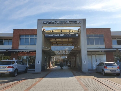68m² Office To Let in Palmyra Junction Shopping Centre, Claremont