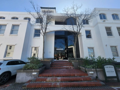82m² Office To Let in The Oval, Newlands