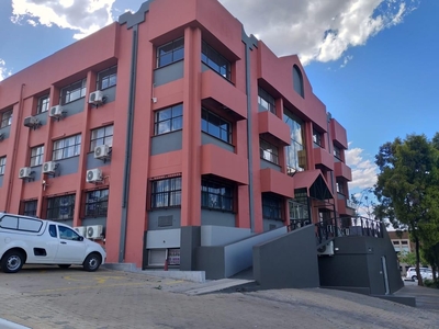 95m² Office To Let in Edenvale