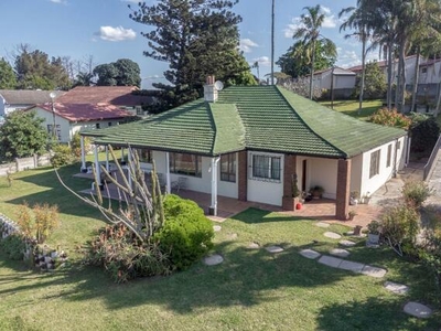 House For Sale In Escombe, Queensburgh