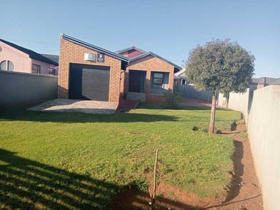 House For Sale In Leboeng, Tembisa
