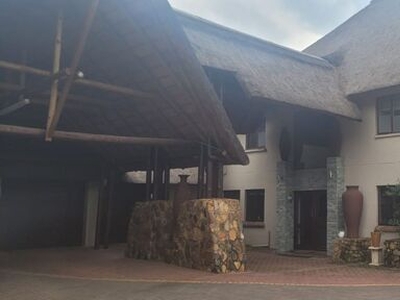 House For Sale In Leeuwfontein Estate, Pretoria