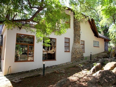 House For Sale In Ndlovumzi, Hoedspruit