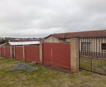 House For Sale In Northcrest, Mthatha