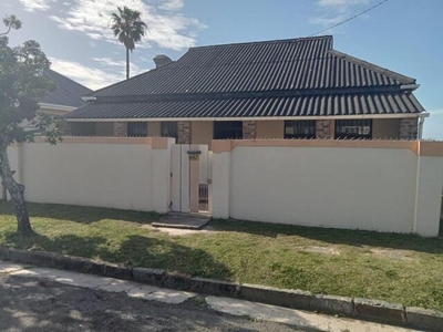 House For Sale In Southernwood, East London