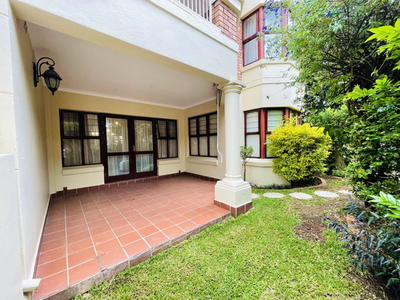 Stylish and Modernized 2 Bedroom 2 Bathroom Ground Floor Apartment in a Secure Complex