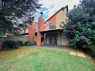 Townhouse For Sale In Dainfern, Sandton
