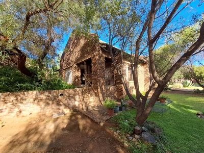 3 Bedroom Townhouse to rent in Spitskop SH - W587+j4 Bloemfontein