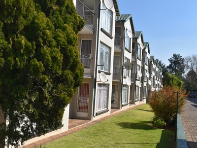 Apartment / Flat For Sale in Krugersdorp North, Krugersdorp