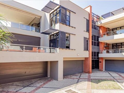 Apartment For Sale In Abbotsford, Johannesburg