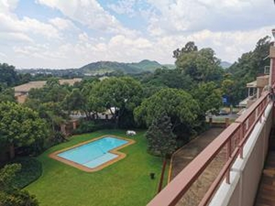 Apartment For Sale In Lynnwood Glen, Pretoria