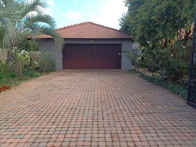 House For Rent In Grimbeeck Park, Potchefstroom