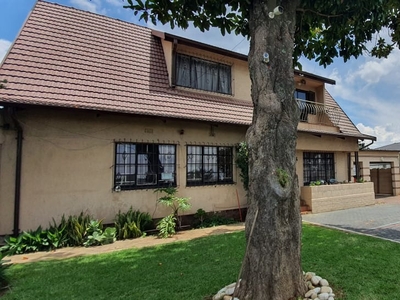 House For Sale in Crown Gardens, Johannesburg