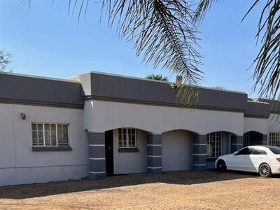 House For Sale In Kameeldrift East, Pretoria