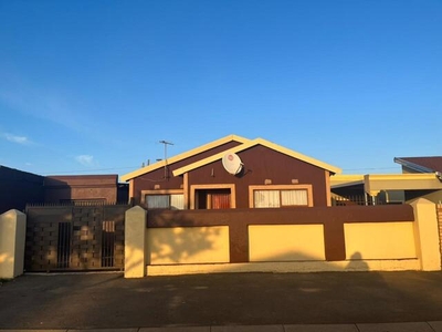 House For Sale In Tokoza, Alberton