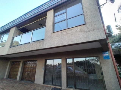 Townhouse For Rent In La Mercy, Kwazulu Natal