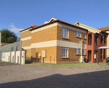 Townhouse For Rent In Witfield, Boksburg