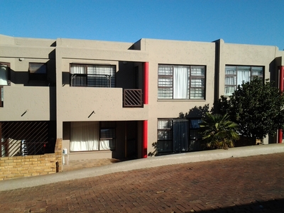 Townhouse For Sale in Ridgeway, Johannesburg