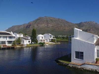 House For Sale In Marina Da Gama, Cape Town