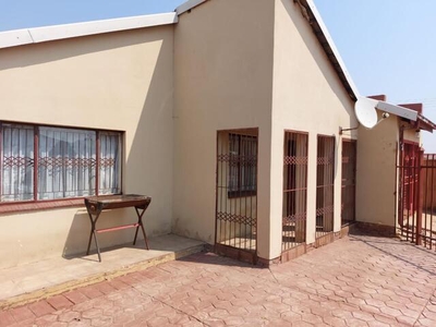 House For Sale In Soshanguve H, Soshanguve