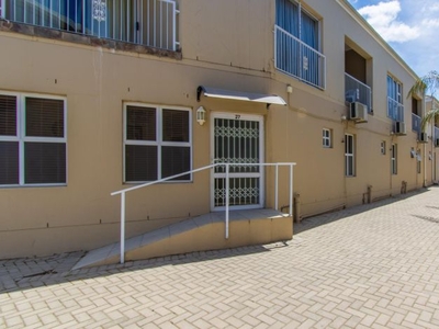 2 Bedroom apartment sold in Paarl South