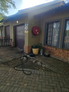 3 Bedroom House To Let in Rustenburg Central