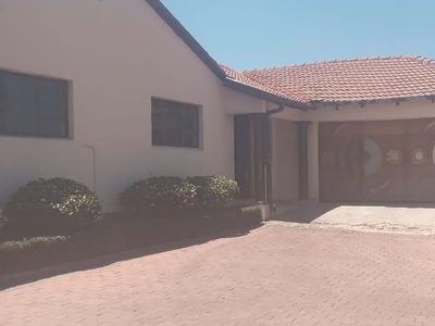 4 Bedroom House for Sale in Meredale