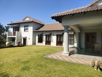 4 Bedroom house with flatlet for SALE Waterkloof