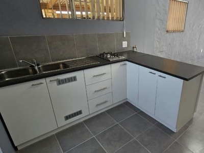 1 Bedroom cottage to rent in Linton Grange, Port Elizabeth