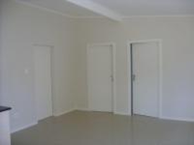 2 Bedroom Apartment to Rent in Prestbury - Property to rent